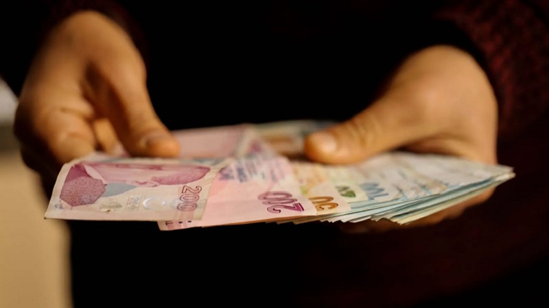 Emekliye iki maaş birden: Uzun zaman sonra bir ilk yaşandı