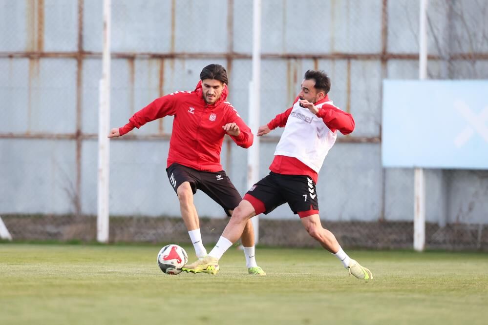 Sivasspor’da Çorum FK Mesaisi Başladı!