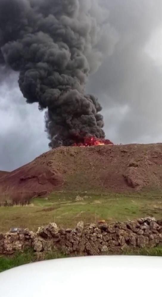 Son Dakika Sivas'ta Korkutan Yangın!
