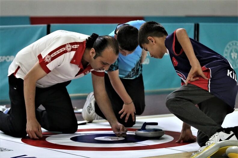 Sivas'ta Floor Curling Türkiye Şampiyonası fırtınası