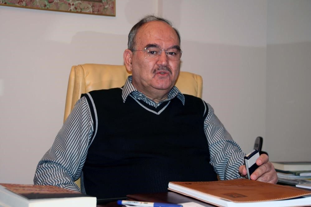 Yeniden Millî Mücadele Hareketi’nin Önemli İsimlerinden Burhan Özfatura Vefat Etti