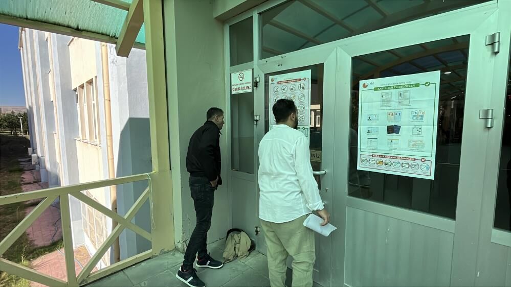Trafiğe takılan KPSS adayı sınavı saniyelerle kaçırdı