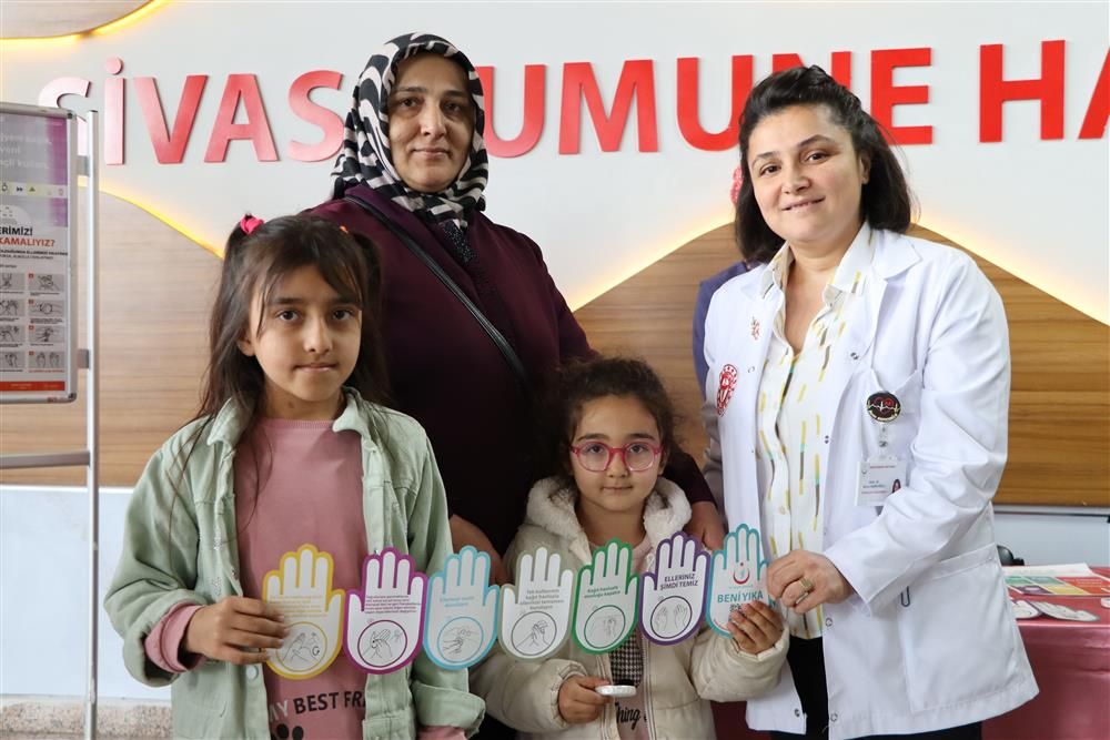 Sivas Numune Hastanesi’nde el yıkama anlatıldı