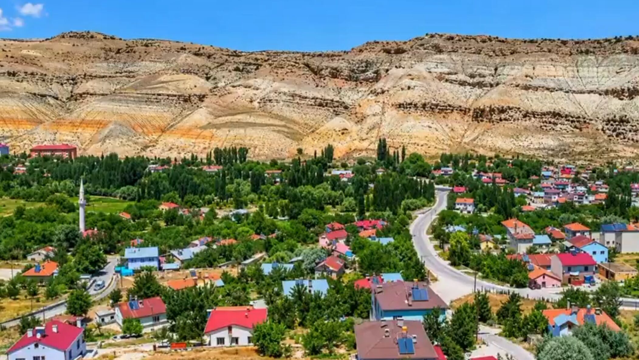 Gürün’de yatırımlar farklı alanlarda hız kesmeden sürüyor