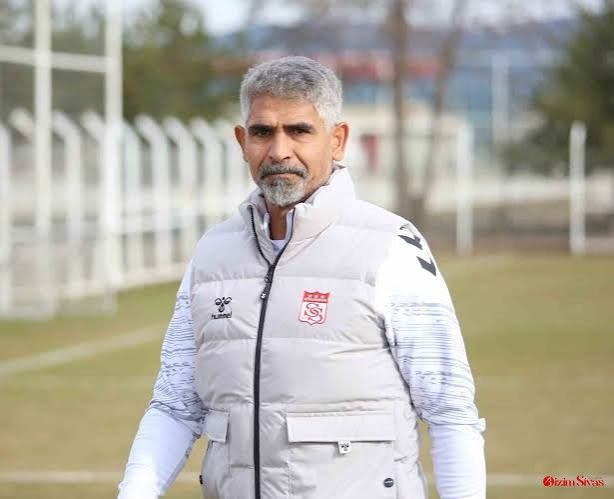 Sivasspor’da İsmet Taşdemir’den Hakem Tepkisi