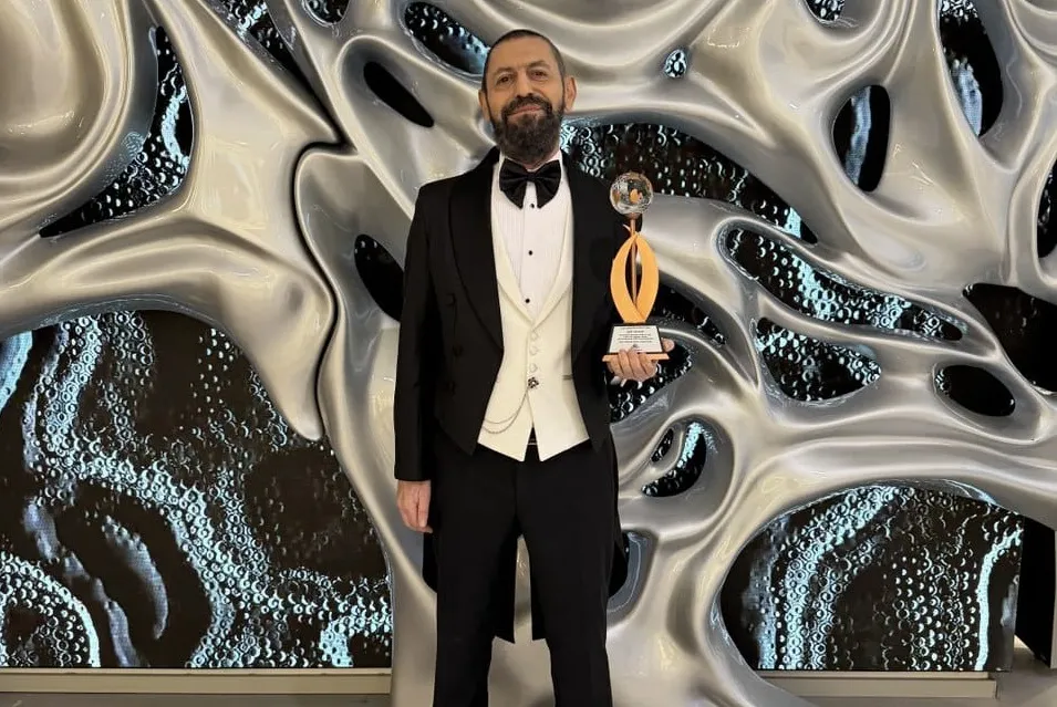 Yılın Barış İnsanı Ödülü Dünyaca Ünlü Yazar Akif Manaf’ın