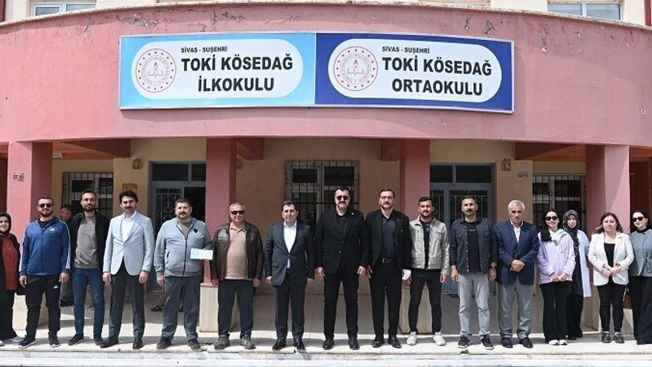 Sivas Vadi Federasyonu’ndan öğrencilere bayram harçlığı