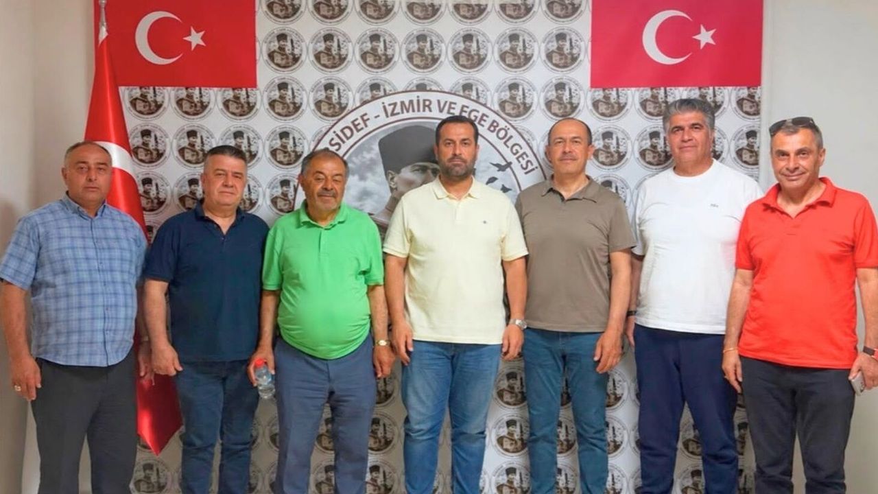 Sivaslılar İzmir'de istişare toplantısında buluştu