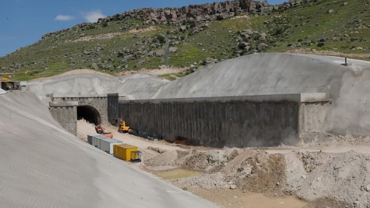 Sivas YHT Ağı Güçleniyor Kayseri Hattı Entegre Edilecek