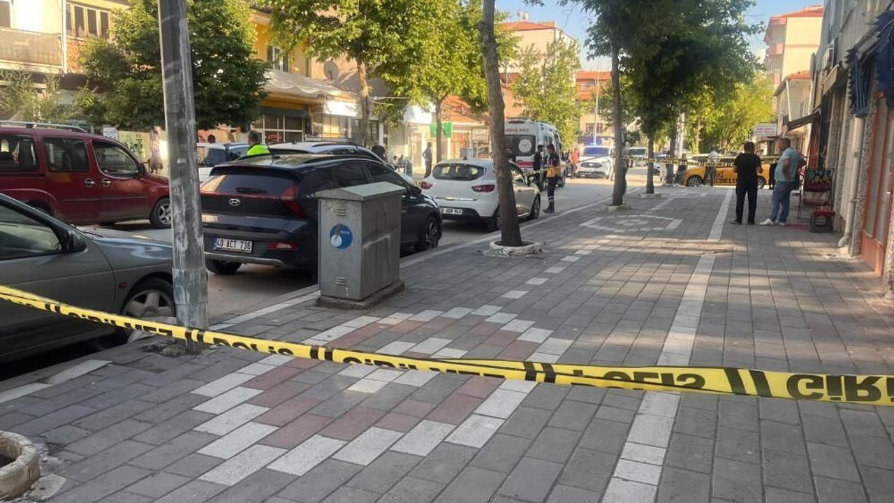Tartışma silahlı kavgaya dönüştü, bir kişi hayatını kaybetti