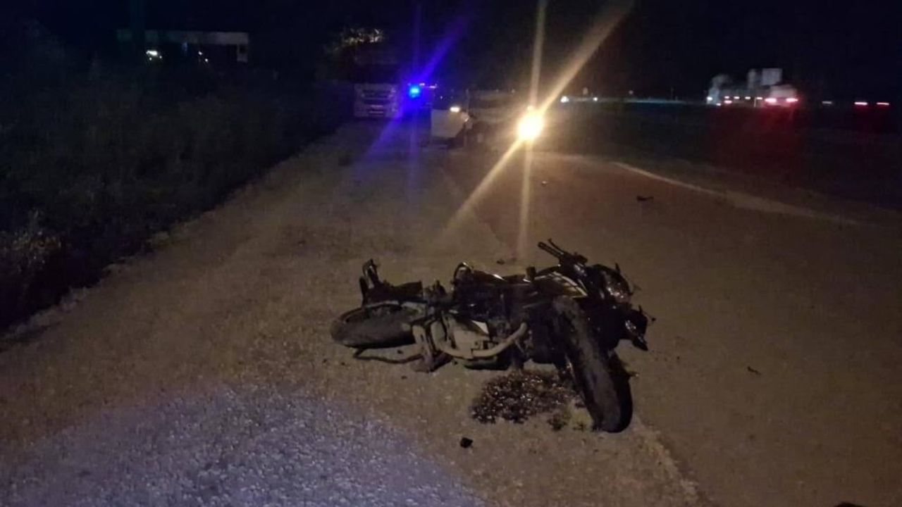 Feci motosiklet kazasında iki genç hayatını kaybetti