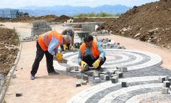 Fatsa'da 53 bin metrekare baskı beton kaldırım çalışması