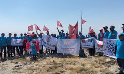 Dağcılar Sivas Kongresi anısına Yıldız Dağı'na tırmandı