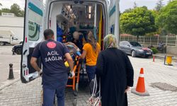 Dengesini kaybederek duvardan düşen kişi hastanelik oldu