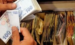Çalışan emeklilere 5 bin lira ödemeleri bugün yapılacak