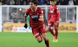 Charis Charisis: "Hakemler bariz büyük hata yapıyor"