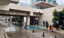 Malatya'da kontrolden çıkan araç devrildi: 2 yaralı