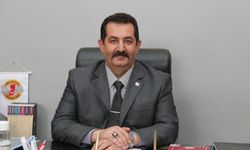 Sezerer'den demokrasi ve gazetecilik vurgusu