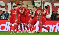 Sivasspor deplasmanda Antalyaspor'a 2-1 mağlup oldu.