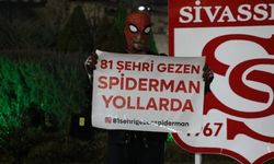 Süper kahraman Sivas'ın ayazına yenildi