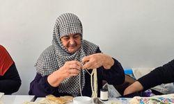 82'lik Cevriye Teyze ikinci kez çeyizini hazırlıyor
