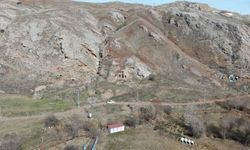 Anadolu'da inşa edilen ilk kiliselerden Huykesen Kilisesi, turizme kazandırılmayı bekliyor