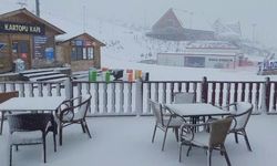 Atasözü gerçek oldu, mart ayında lapa lapa kar yağdı