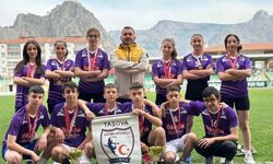 Bu okul atletizmde 10 yılda 10 şampiyonluk kazandı