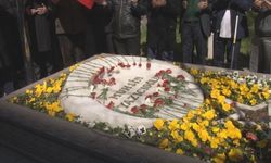 Muhsin Yazıcıoğlu vefatının 15. yıl dönümünde kabri başında dualarla anıldı