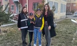 Polislerden epilepsi hastası çocuklara moral ziyareti