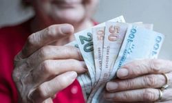 Emeklilerin bayram ikramiyeleri ödenmeye başlandı