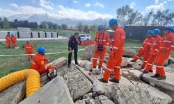 Hedef 100 bin Kişiye Depremde Arama ve Kurtarma Eğitimi