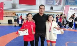 Kadınlar Güreş'te Sivas rüzgarı
