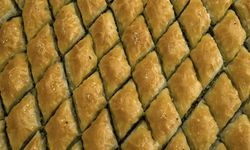 Tatlıların şahı uygun fiyatlarıyla görücüde