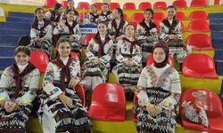 Tokat'ta halk oyunları müsabakaları şölen gibi geçiyor
