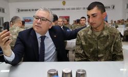 Vali'den iftarda er İsa'ya aile görüştürmesi