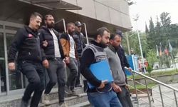Aranan hırsızlar suçüstü yakalandı
