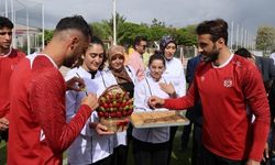 Aşçılardan Sivasspor'a tatlı dopingi