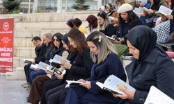Dijital bağımlılığa dikkat çekmek için yürüdüler
