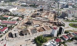Ebrar Sitesi'nin yerinde binalar yükseliyor