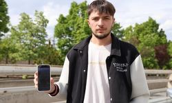 Genç çiftçiyi 2 kurt sardı, o anları kaydetti