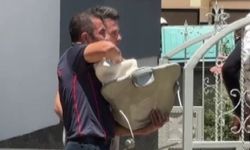 İtfaiye bebeği son anda kurtardı