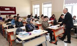 Müdür Yener'den öğrencilere tavsiyeler