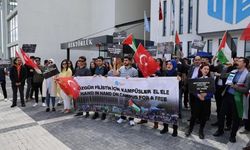 Sivas'ta akademisyenler ve öğrenciler birlikte İsrail'i protesto etti