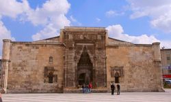 Sivas'ta Selçuklu Mirasının Gözbebeği 