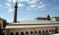 Sivas Ulu Cami: Anadolu'nun Mimarlık Tarihinde Bir Dönüm Noktası 