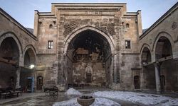 Tarihi ve Gizemli: Buruciye Medresesi'nin Hikayesi