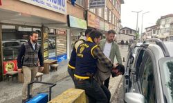 Yaşlı adamı dolandırdı, yakalandı
