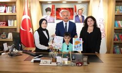Anaokulu öğrencilerinden şiir kitabı