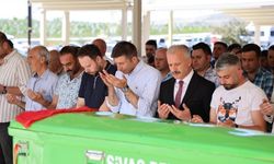 Minik Asel gözyaşlarıyla uğurlandı